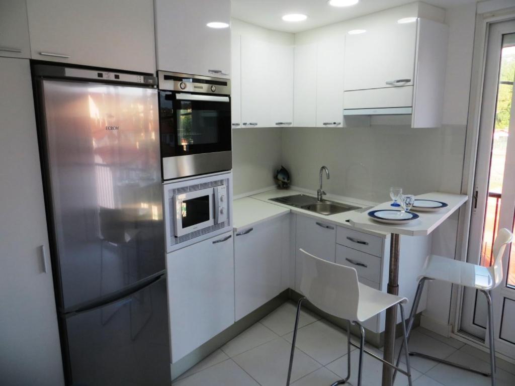 2 Pieces Au Centre De Hendaye-plage *
